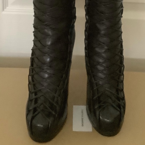 Tabitha Simmons Codi Over the Knee Black Lace Up Combat Boots Size 38.5 New! - Picture 4 of 16